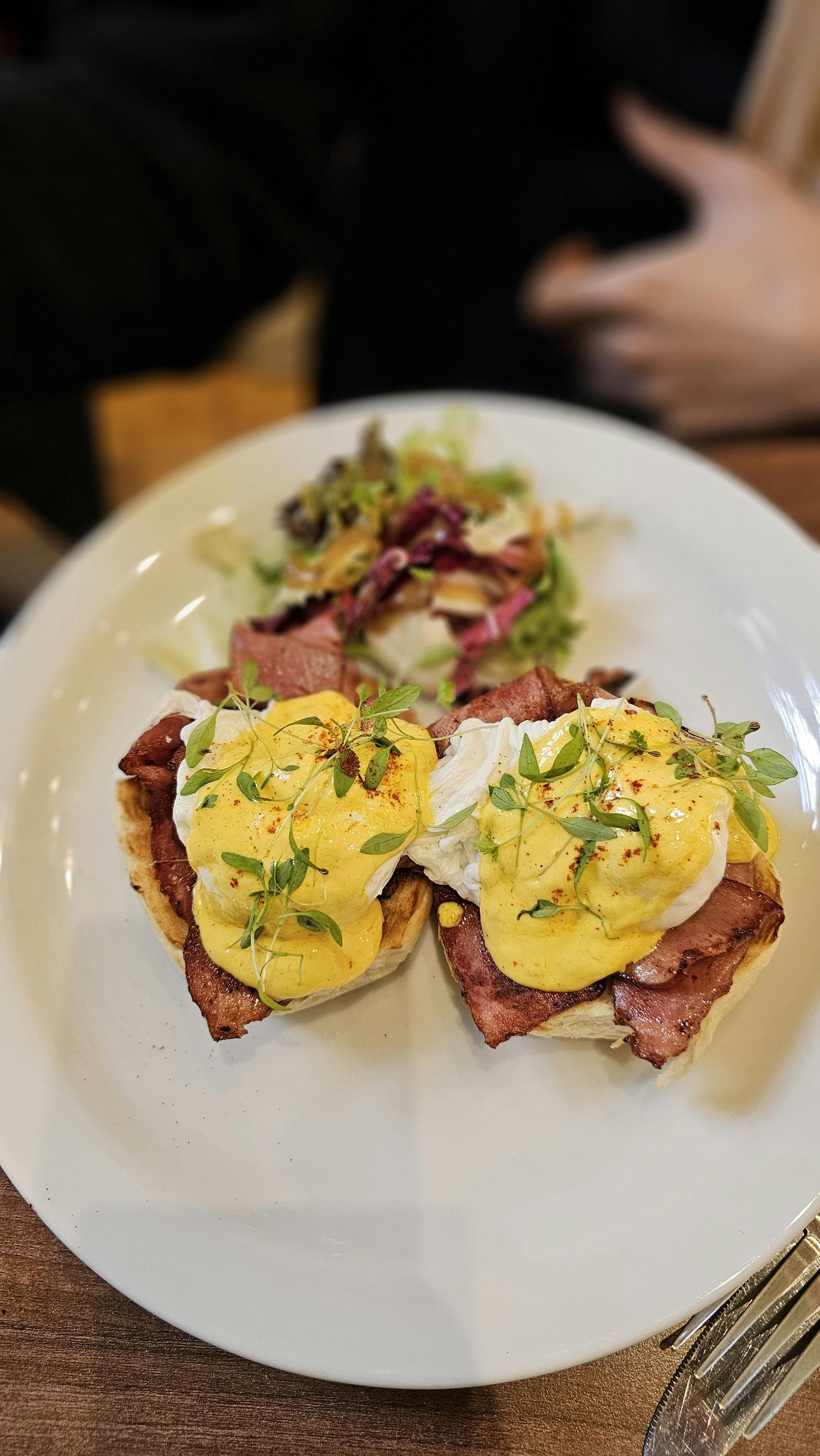 Huevos estrellados con jamón
